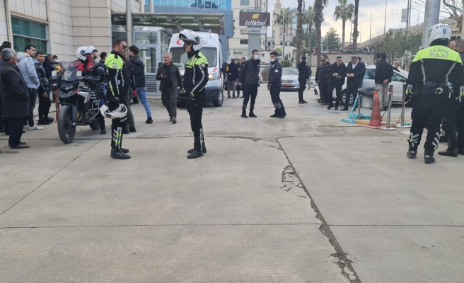 Urfa'da yaralanan polisler başka hastanelere nakledildi