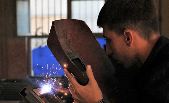 Asgari ücrete yılda iki kere zam sinyali