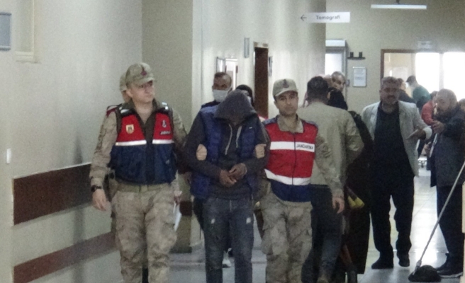 Gizlendiği evde jandarmanın operasyonuyla yakalandı