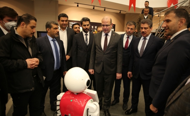 AK Partili üst düzey isim Battani Bilim Merkezini ziyaret etti