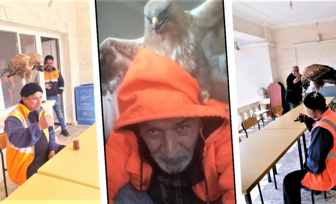 Yavruyken bulup beslediği ‘Reis’ aileden biri oldu