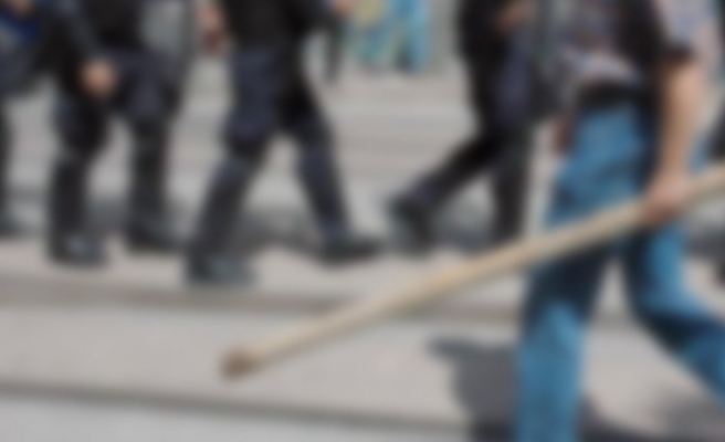 Şanlıurfa’da taşlı, sopalı ve silahlı kavga!