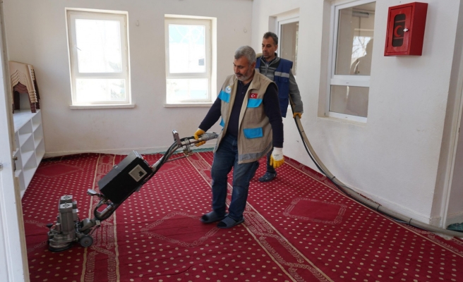 Haliliye’de camiler Ramazan'a hazırlanıyor