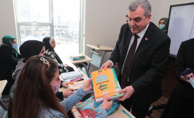 ŞANMEK’le yüzlerce genç geleceğe hazırlanıyor