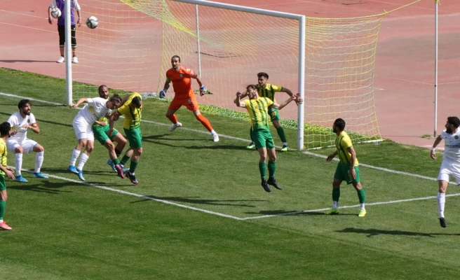 Hem men edildi hem de para cezası aldı