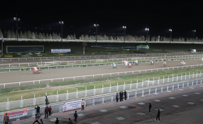 Kurtuluş Koşusu’nu Bozkara kazandı