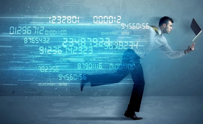 İnternet zammı 2 ay ertelendi