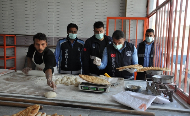 Akçakale'de fırınlarda gramaj denetimi