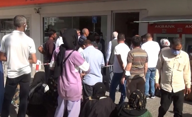 Veriler açıklandı! Urfa'da binlerce kişi bir banka şubesi düşüyor