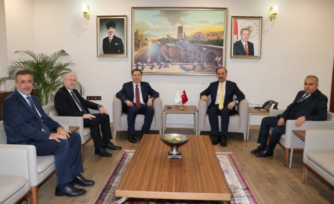 Kamu Başdenetçisi Malkoç, Vali Erin'i ziyaret etti