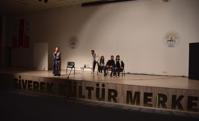Siverek’te madde bağımlılığına tiyatroyla dikkat çekildi