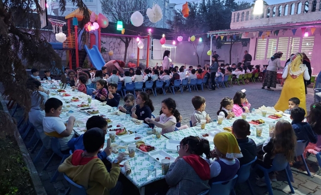 Urfa’da Kur'an Kursu çocukları için iftar programı