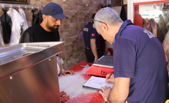 Akçakale’de kasaplar denetlendi