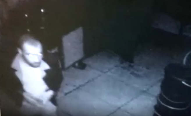 Avel hırsız söktüğü kamera kayıt cihazını unutup gitti