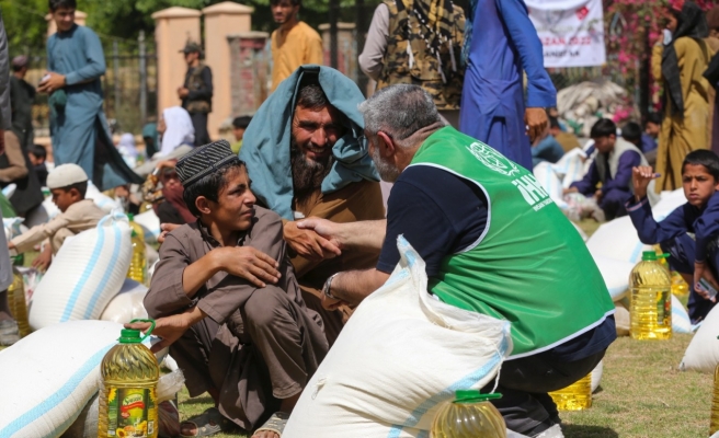 İHH Şanlıurfa'dan Afgan halkına yardım