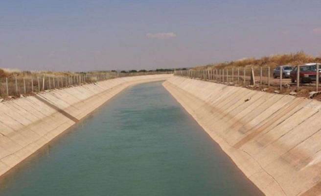 3 yaşındaki çocuk su kanalına düşerek öldü