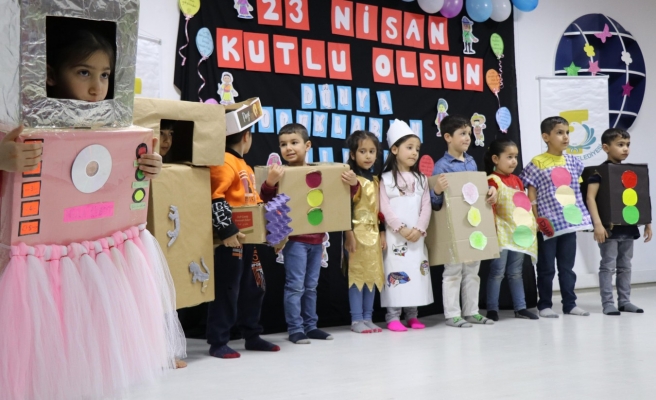 Haliliye’de öğrencilerden sıfır atık defilesi