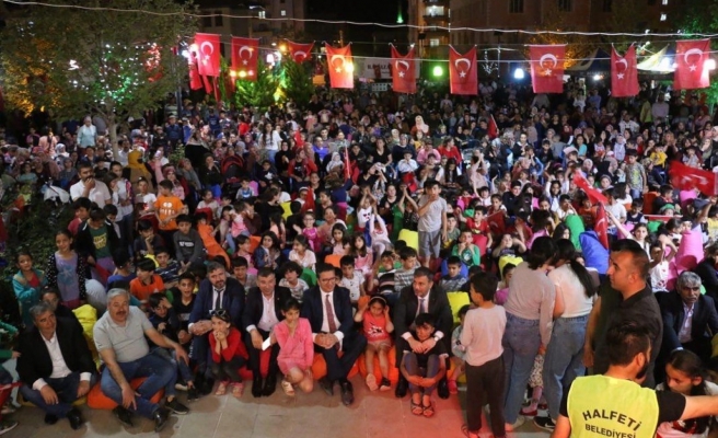 Halfeti’de Ramazan Sokağı ilgi odağı oldu