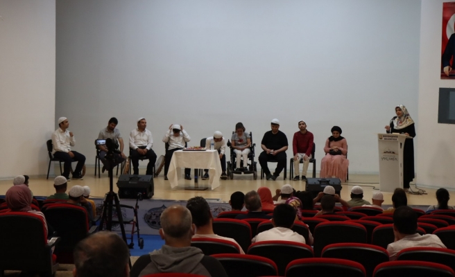 Engelli koordinasyon ve yaşam merkezinde öğrencilerin hatim sevinci                                     