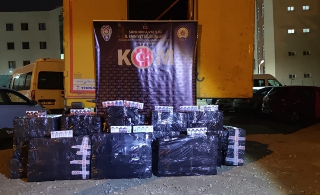 Durdurulan tırda binlerce paket ele geçirildi!