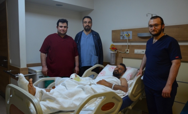 Ayak parmağı eline nakledildi