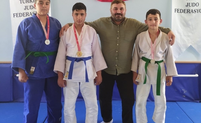 Eyyübiyeli sporcular şampiyonaya katılacak