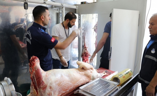 Şanlıurfa’da bir tondan fazla bozuk et ele geçirildi!