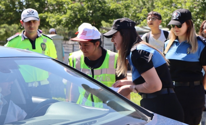 Şanlıurfa'da özel çocuklar trafiği denetledi