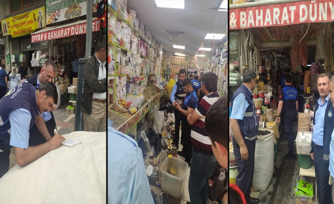 İsotları yerden süpürüp tezgaha koyan esnafa zabıtadan ceza