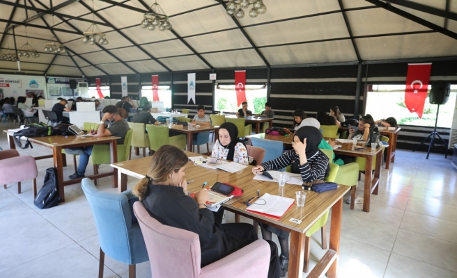 Eyyübiye Belediyesi’nden gençlere ücretsiz deneme sınavı