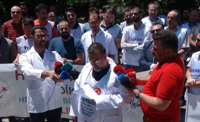 Şanlıurfa'da doktorlardan iş bırakma eylemi