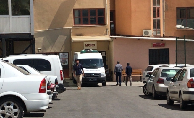 Kamyon içinde şüpheli ölüm!