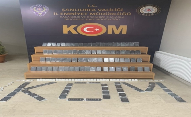 Emniyetin operasyonunda çok sayıda gümrük kaçağı telefon ele geçirildi!