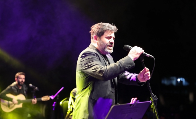 Eyyübiye’de halk müziği sanatçısı Ender Balkır konseri