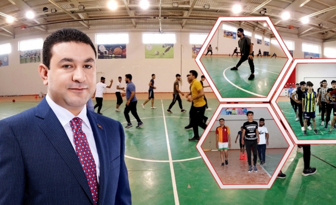 Gençler hazırlık kurslarında eğitim görüyor