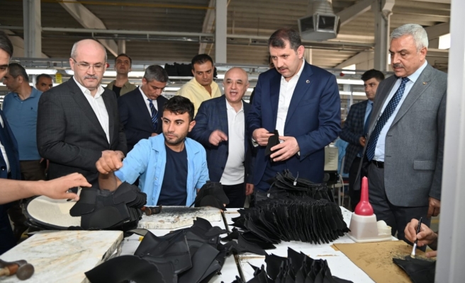 Vali Ayhan: Üretimin en büyük destekçisi olacağız