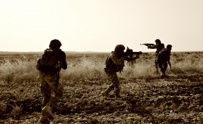 Sınırdaki teröristler etkisiz hale getirildi