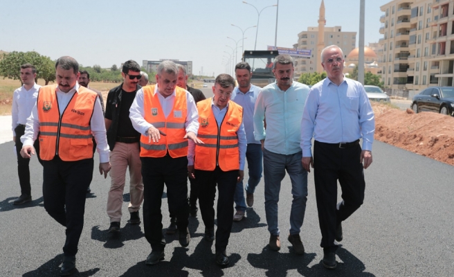 Şehrin trafiğine rahatlatacak yolda asfaltlama çalışması başladı