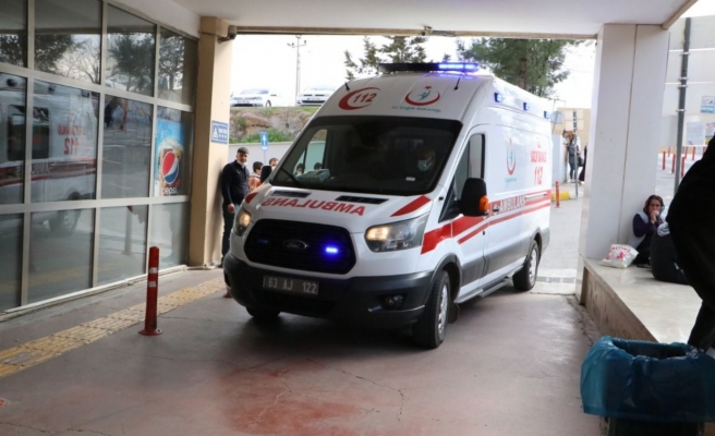 Kriz giren madde bağılısı şahıs  evdekilerini rehin aldı!