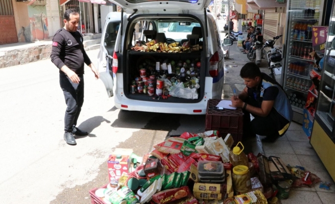 Haliliye'de tarihi geçmiş 59 bin ürün imha edildi!