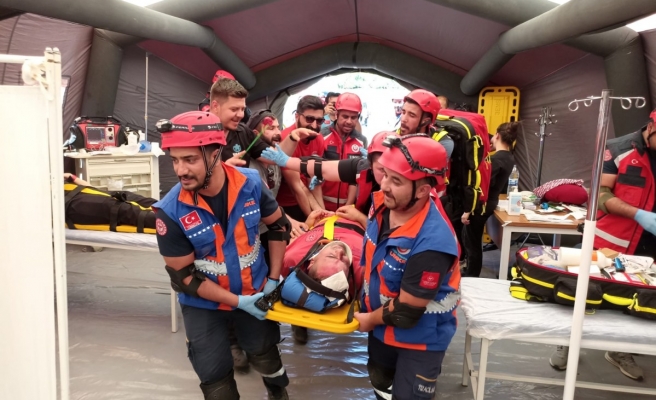 UMKE’den gerçeğini aratmayan tatbikat!