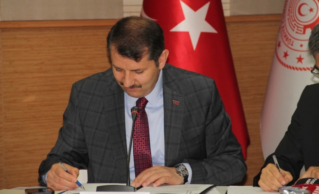 Vali Ayhan: “Urfa tarım ve turizmde adını sıkça söz ettirecek”