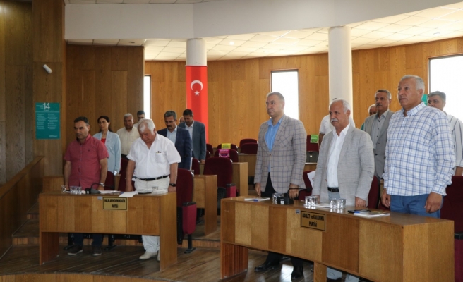 Viranşehir Meclisi’nde iki önemli madde komisyonlara havale edildi