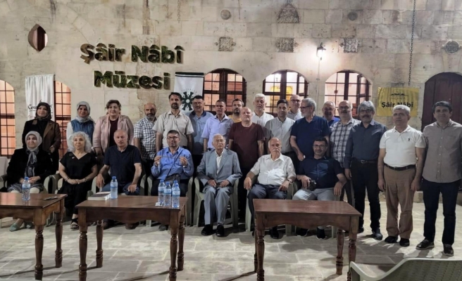 Şair Nabi anısına ‘Şiir Programı’ düzenlendi