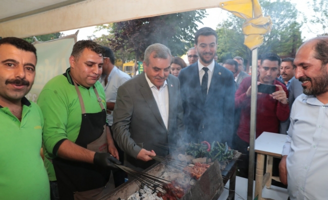 Gaziantep 6. Hemşeri Dernekleri Festivali'ne Şanlıurfa damga vurdu