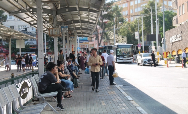 Sağlık çalışanlarının ücretsiz ulaşımı bitti!