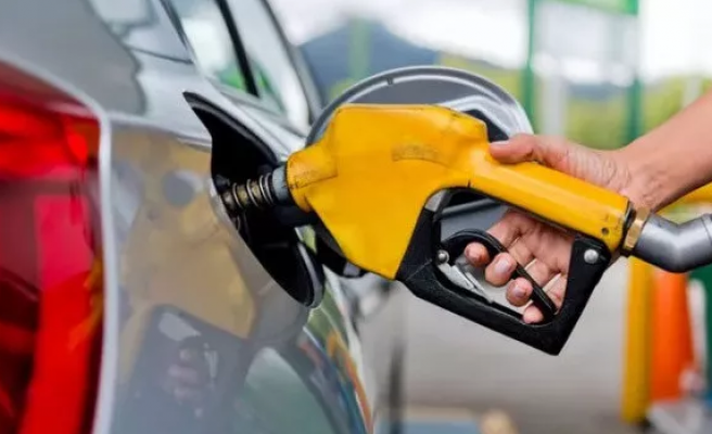 Benzine zam geliyor!