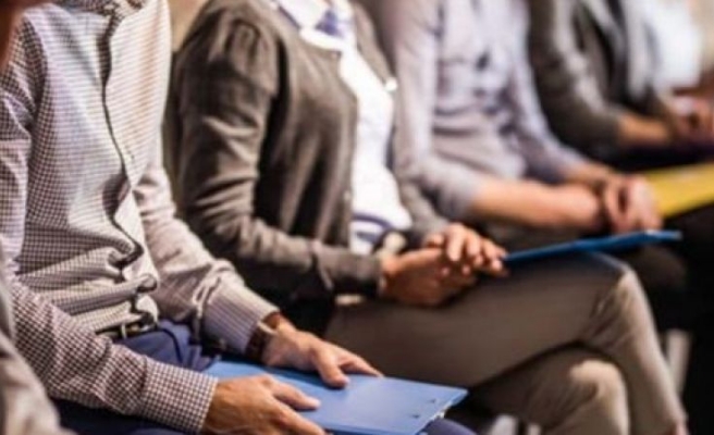 Yüz binlerce sözleşmeliye kadro yolu!