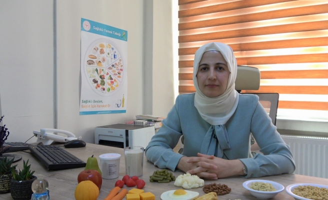 Uzmanından bayramda doğru beslenme önerileri
