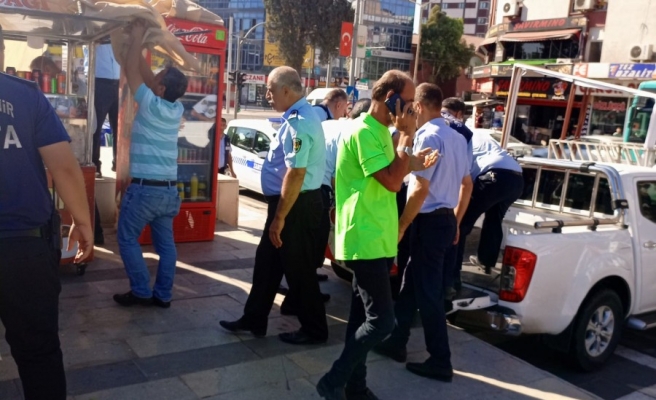 Urfa’da zabıtadan seyyar satıcılara baskın